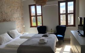 De Luxe Room In The Heart Of The City